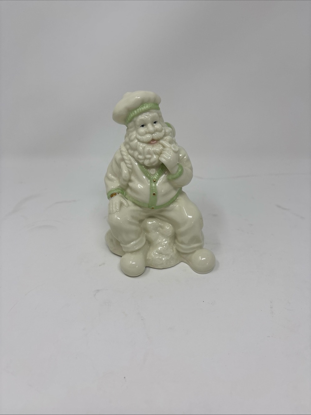 Vintage Irish Santa Clause Music Box Ceramic